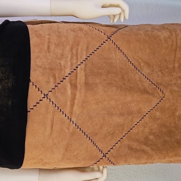 ECOLOGIE Tan Faux Suede Patchwork Scalloped Floral Cutout Skirt - Picture 4 of 11